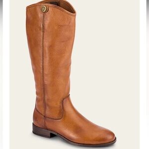 FRYE Melissa Button 2 Boots. Color -Whiskey